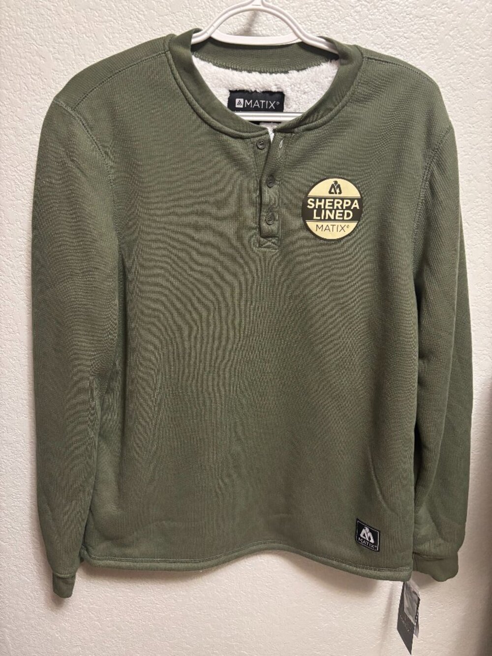 Matix Sherpa Lined Henley Sweatshirt Olive Green Size Medium NWT Skate